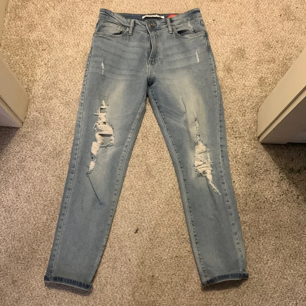 Light washed Ripped jeans - Picture 1 of 1